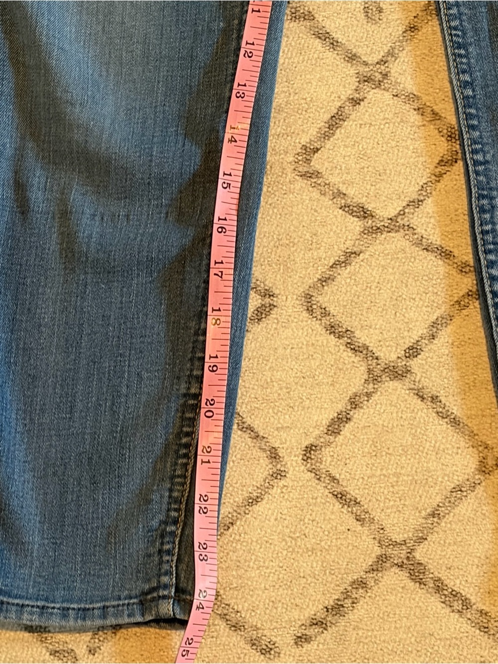 7 For All Mankind Skinny Jeans Womens 25 Medium Wash Stretch Denim Mid Rise - Picture 2 of 8